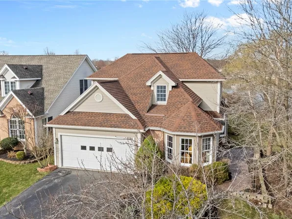 7586 Bel Arbor Trl, Webster, NY 14580