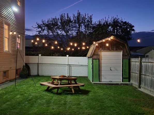 53 Sumner St #2, Pawtucket, RI 02860