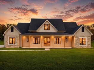493 Stonebridge Pkwy, Valparaiso, IN 46383