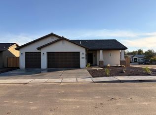 3481 W 37th St, Yuma, AZ 85365