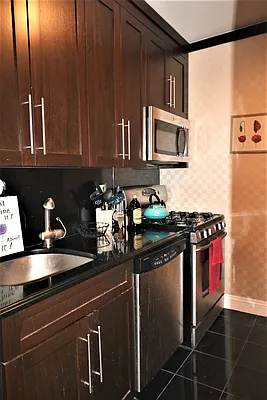 Rented by Newell and Assoc. | media 13