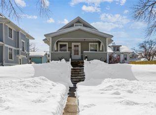 1313 Burch Ave NW, Cedar Rapids, IA 52405