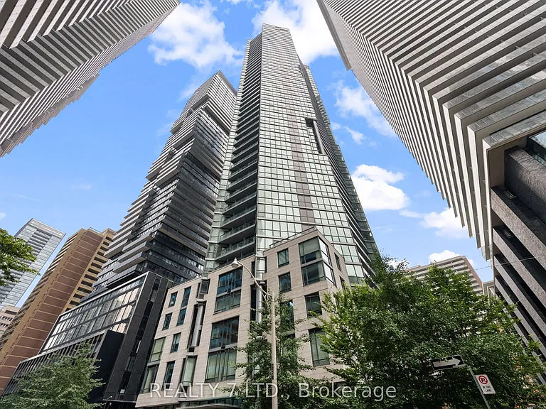 45 Charles St E #1808 — Photo 43