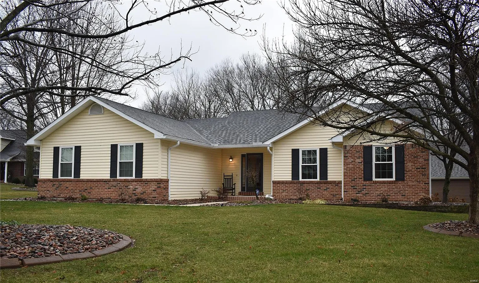 1002 Murat Ct photo 1