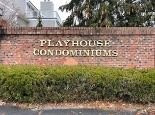 301 Post Rd E APT 8, Westport, CT 06880