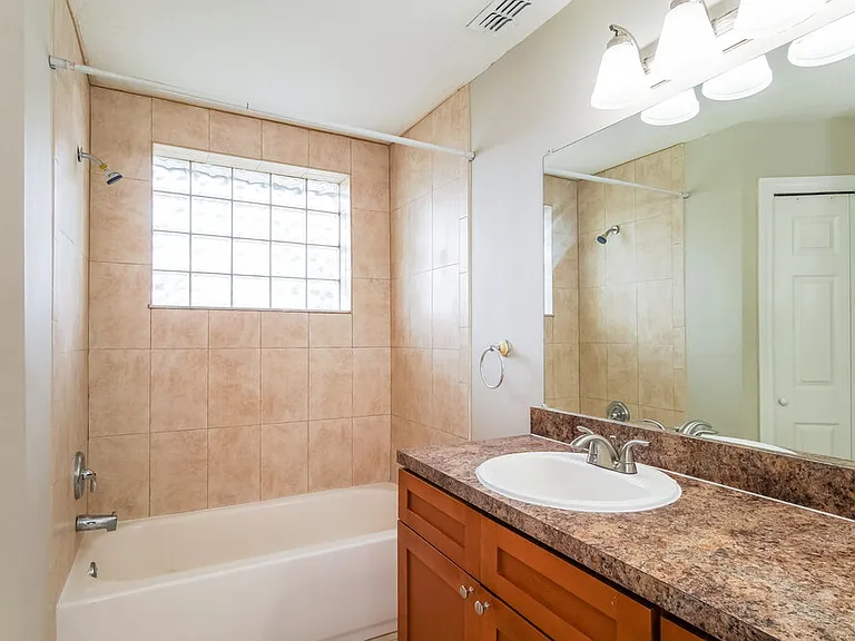 3744 Dartford Dr — Photo 10
