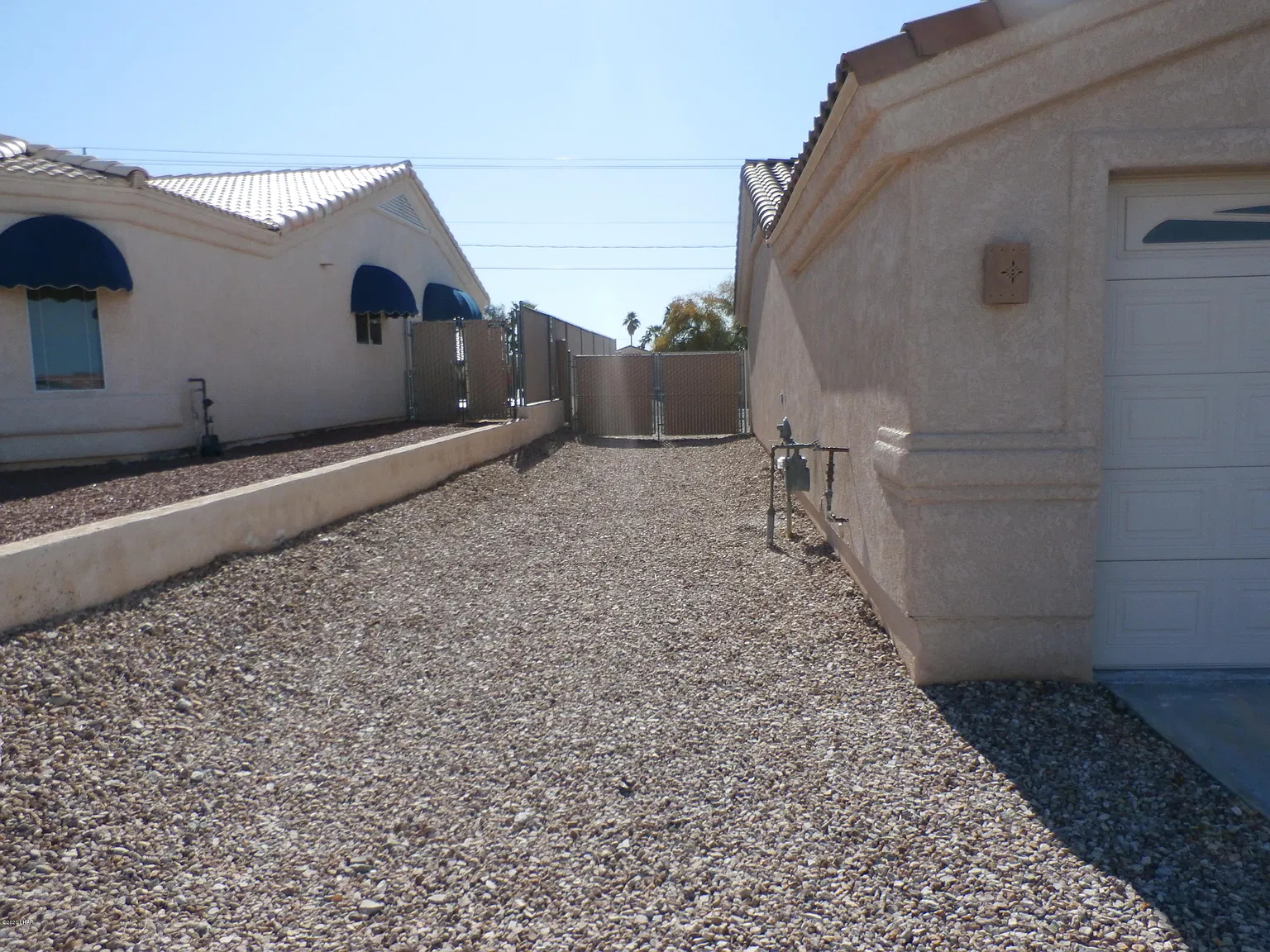 3 bed, 2.0 bath, 1799 sqft, $2,500 — Photo 2