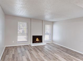 5520 Boca Raton Blvd APT 401, Fort Worth, TX 76112