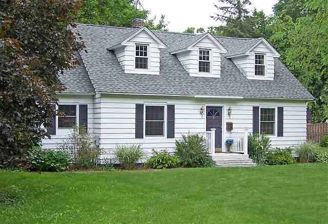 1st image of 52 PAYNE Avenue