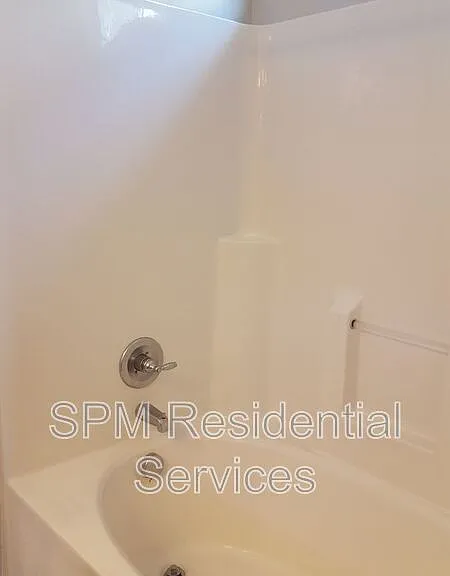 805 Cross Wind Ct — Photo 9