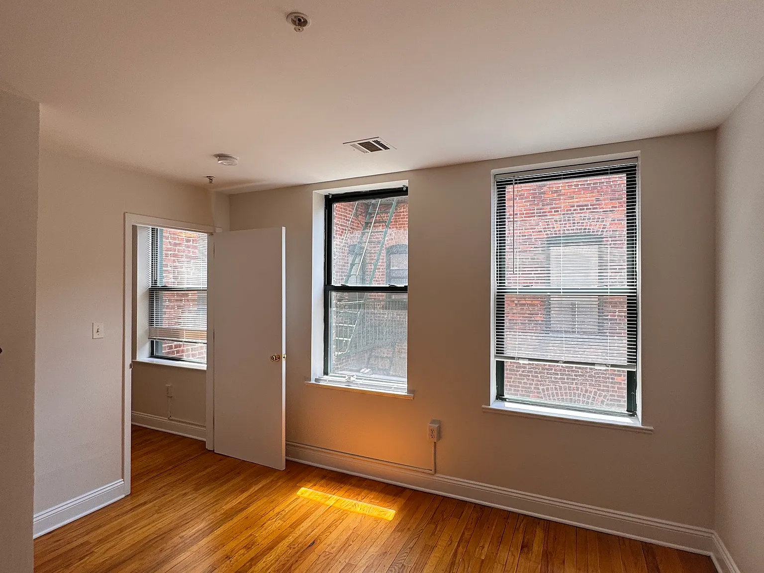 1 bed, 655 sqft, $1,850 — Photo 2
