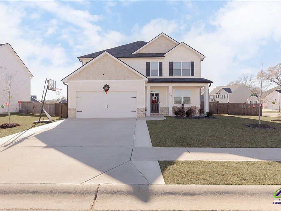 1st image of 219 Barnyard Way