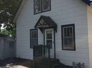 826 1/2 N 42nd St, Omaha, NE 68131