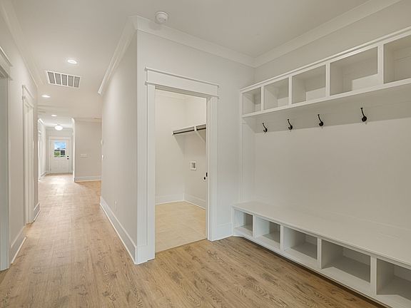 4th image of 1938 Grace Johns Cir