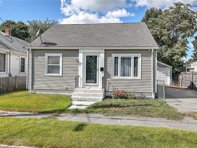 142 London Ave, Pawtucket, RI, 02861