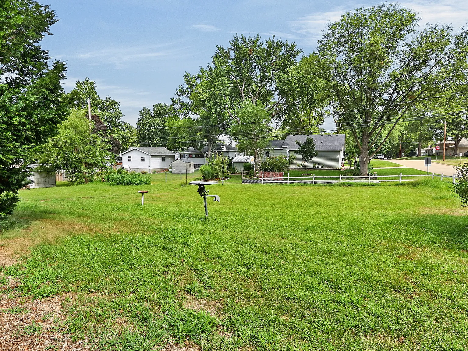 3 bed, 1768 sqft, $1,400 — Photo 3