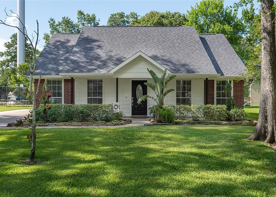 1st image of 3310 Lake Breeze Ln