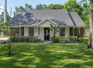 3310 Lake Breeze Ln, Crosby, TX 77532