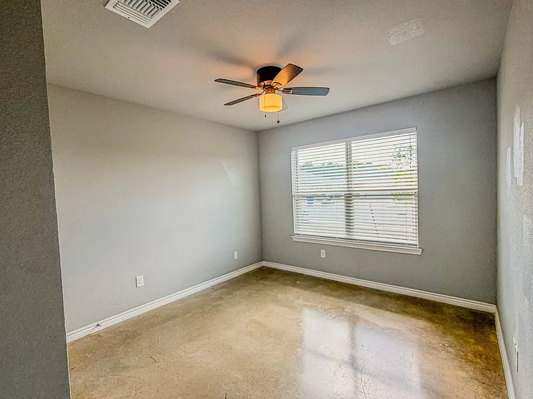1459 Dryden Ave — Photo 7