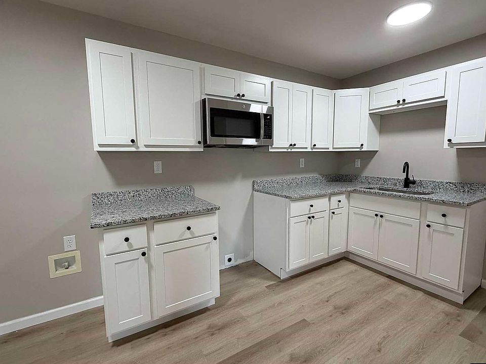 1st image of 5304 Cedrus Cir