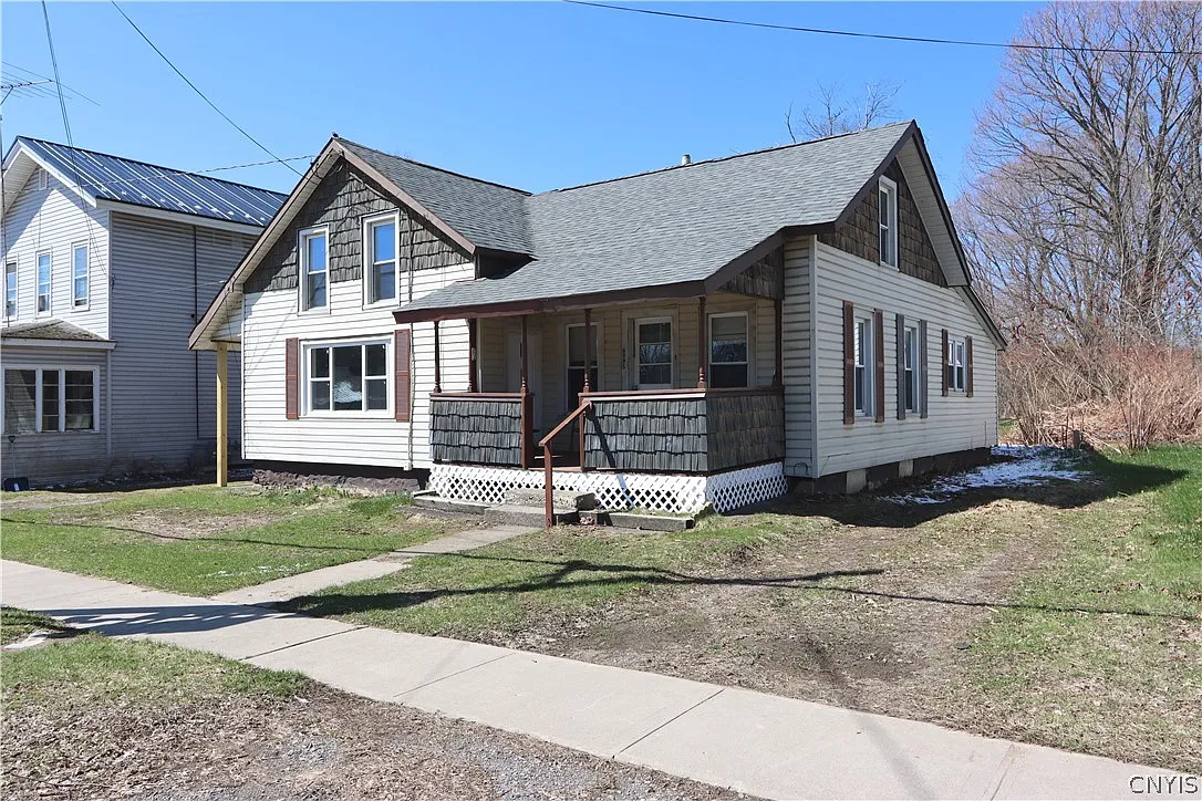 6095 N Main St photo 1