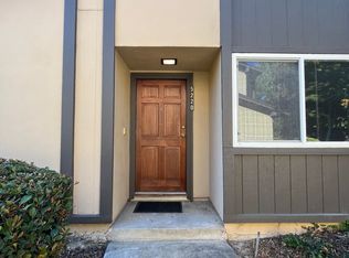 5220 Greenberry Dr, Sacramento, CA