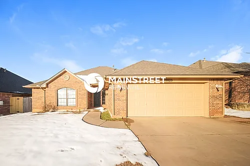 17029 Woodvine Dr Photo 1