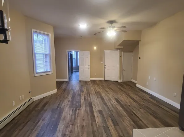 99 Booraem Avenue image 8 of 13