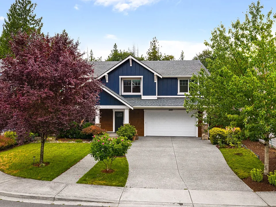4065 333rd Ave NE