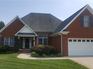312 Tyndall Dr, Burlington, NC 27215