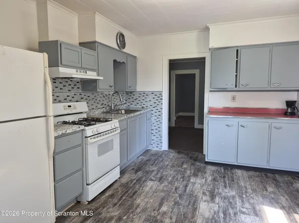 68 Green Pl #1, Scranton, PA 18509