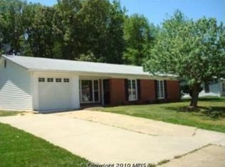 1105 Cambridge Dr, Waldorf, MD