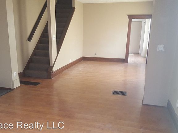 5th image of 53 W Maynard Ave #6974050