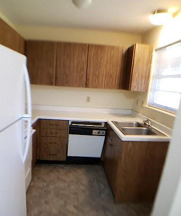 5th image of 2845 Dayton Blvd