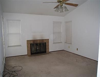 4th image of 8668 Daimler Way