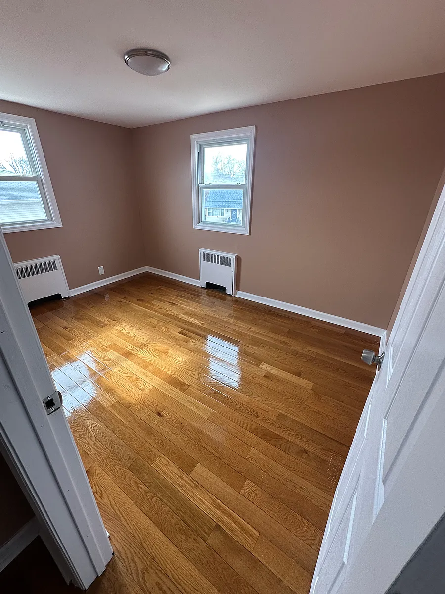 Building Photo - 40 Carnegie Ave #2