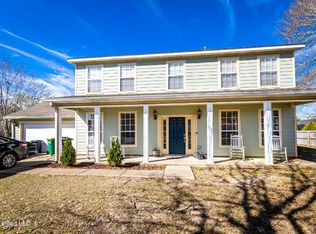 2216 Shelby Ln, Ocean Springs, MS 39564