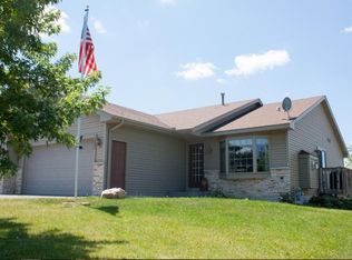 1003 Cheyenne St, Roberts, WI 54023