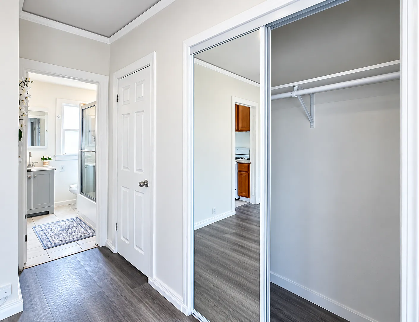 Studio, 450 sqft, $1,650 — Photo 4