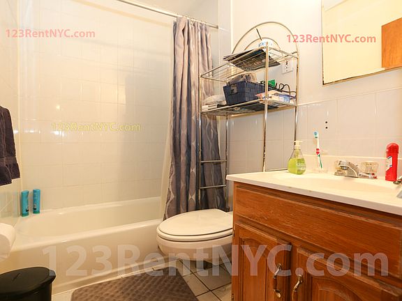 3rd image of 80 Clinton St APT 2C