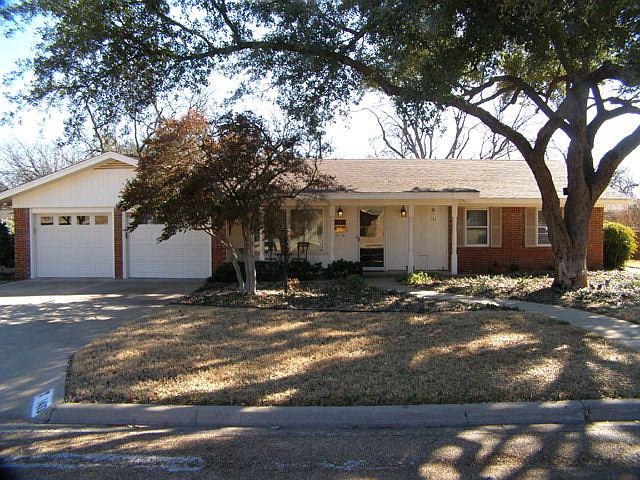1st image of 1410 Tanya St