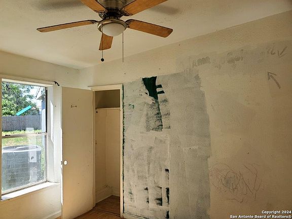 5th image of 3306 CATO BLVD