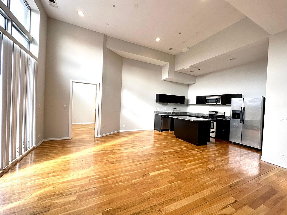 1st image of 2157 N Damen Ave Unit 403