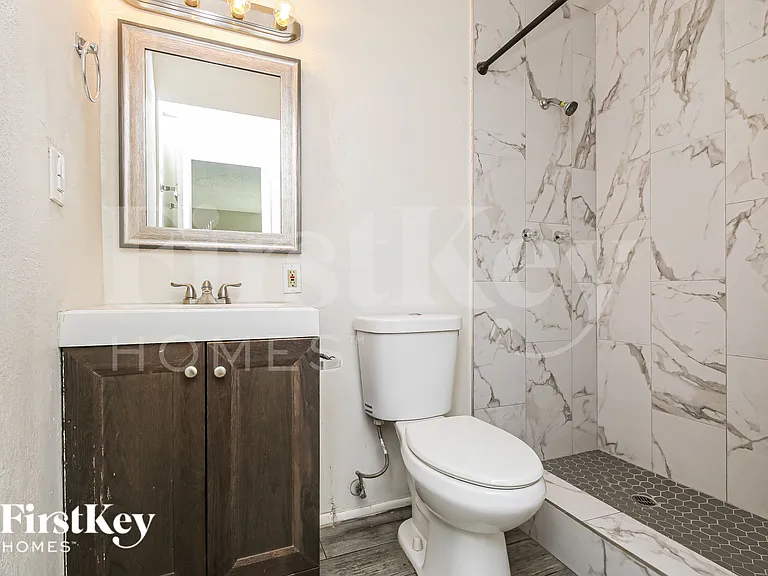 2030 E Aspen Ave — Photo 12