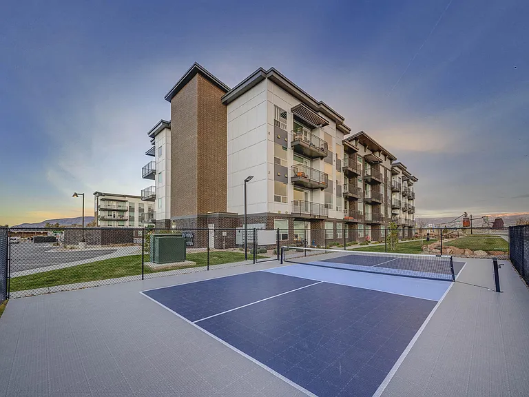 Sequoia Apartments at Turner Mill — Photo 15