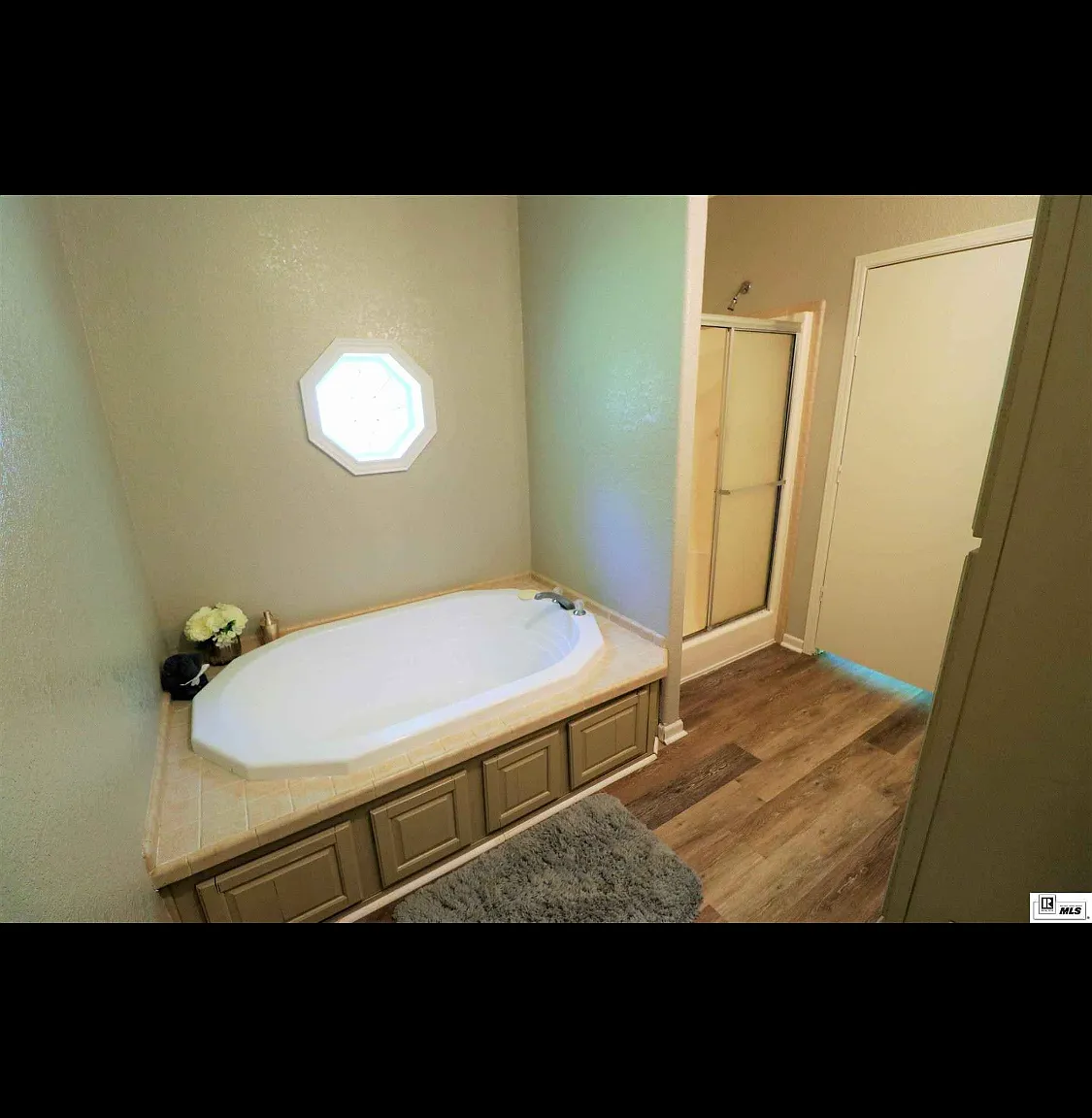 451 Murray Circle - 1 — Photo 2