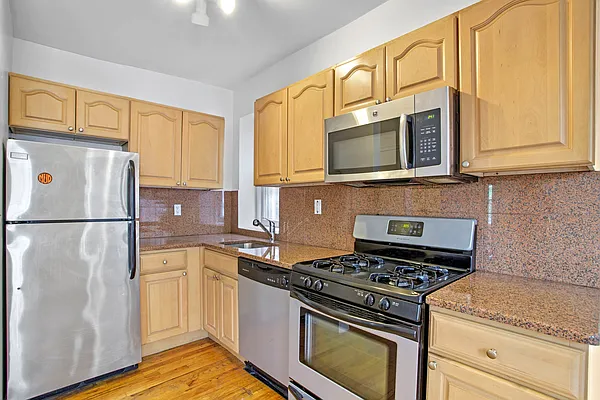 Rented by Oxford Property Group | media 4