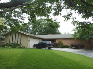 520 Concord Ln, Barrington, IL