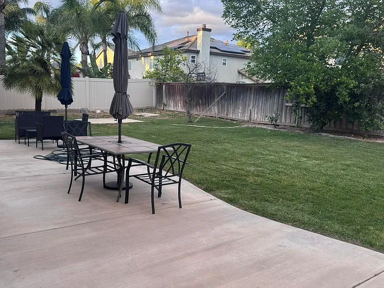 5998 Milana Dr — Photo 14