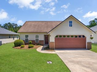 8290 Charrington Forest Blvd, Tallahassee, FL 32312